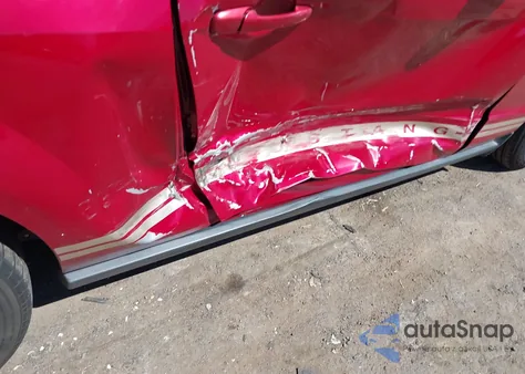 2009 Ford Mustang V6/V6 Premium z USA, uszkodzony, nr VIN 1ZVHT80N895141562